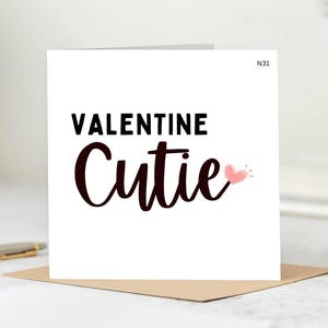 Hé la mignonne carte heureuse de Saint-Valentin de Zazzle.be Liste d'envies Vous avez des idées ? romantique mignon drôle carte pour petite amie petit ami partenaire mari femme | Adapté aux LGBT 6 x 6