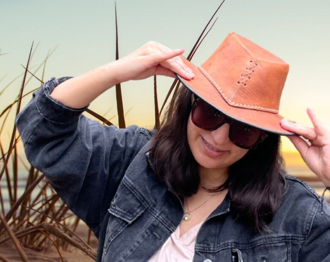 COWGIRL Leather hat