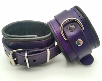 BDSM Leather Handcuffs 13-25 cm Purple Padded