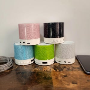 Mini haut-parleur sans fil BT LED mains libres avec fente pour carte TF, lecteur de musique MP3 stéréo portable