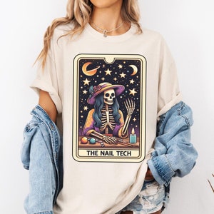 The Nail Tech Tarot Card T-Shirt, Funny Women Nail Technician Shirt Tarot Card Humor, Trendy Women Nail Salon Manicurist Shirt Vintage Skull