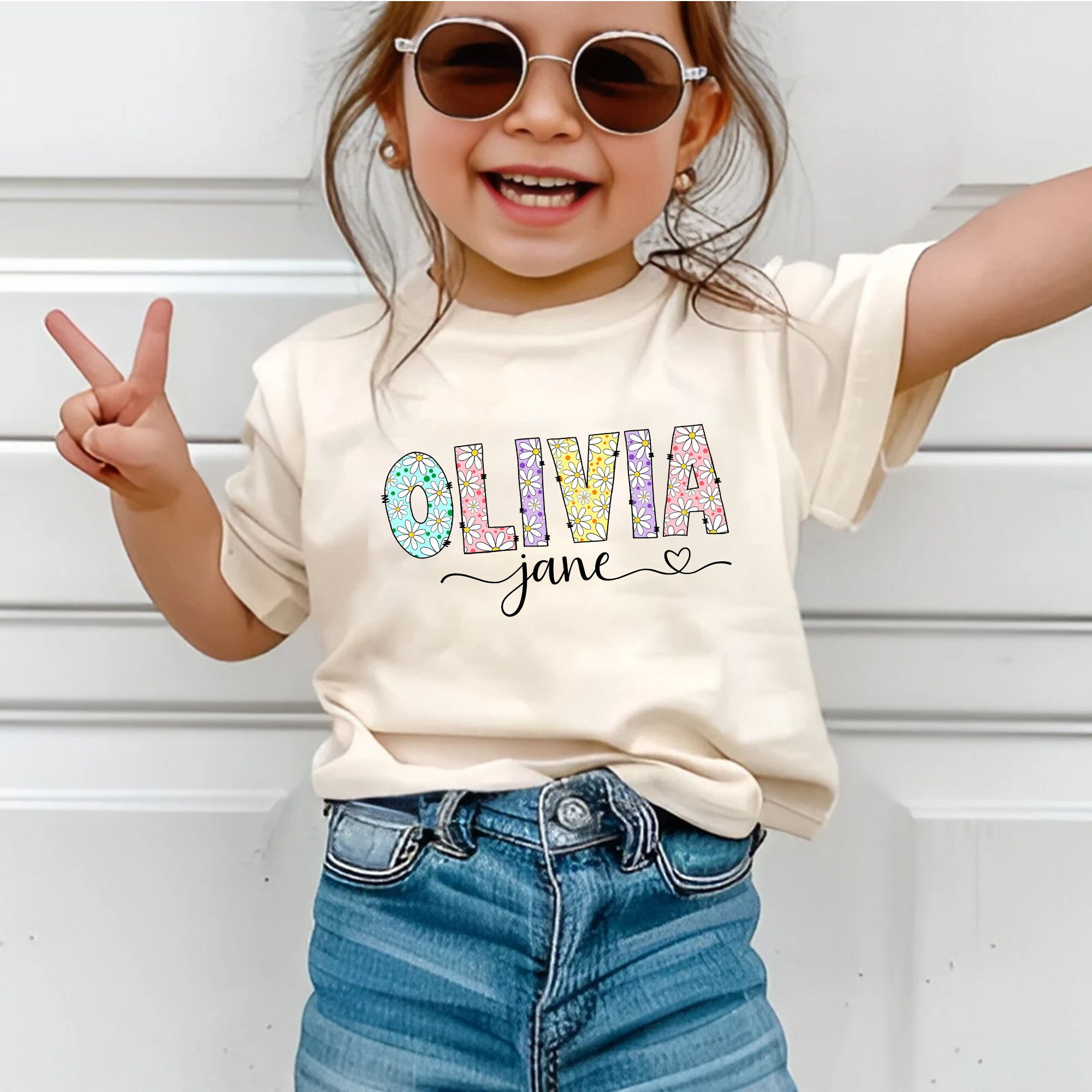 Custom Kids Name With Daisies T-Shirt Back To School Shirt Shirt, Toddler Girl First Day of School Tee Floral Kindergarten Shirt With Name