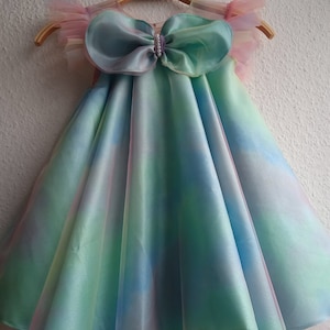Girls&#39; dresses, children&#39;s clothing, tulle, pink. party dress.