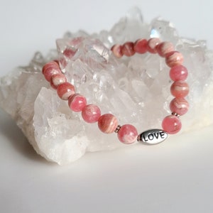Pulseira de pedra preciosa com contas de rodocrosita, pulseira de amor de rodocrosita, pulseira de cura de rodocrosita, pulseira de cura rosa minimalista