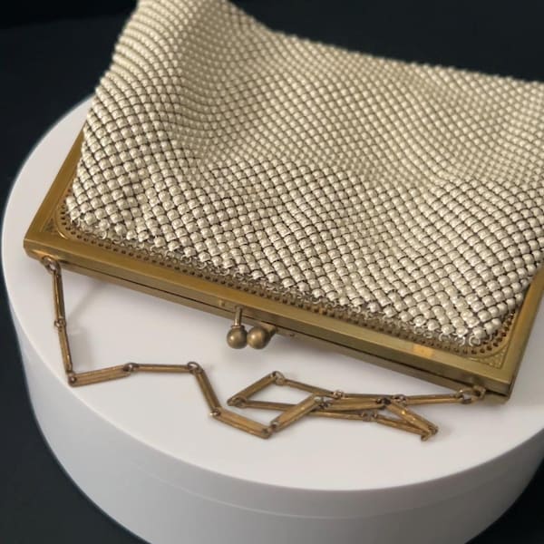 Vintage WHITING & DAVIS Mesh Purse | Pearl White Enamel | Art Deco Evening Bag | 1920s Flapper Style | Antique Mesh Handbag | Bridal Clutch