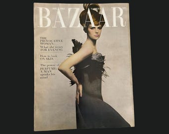Copertina della rivista HARPER'S BAZAAR del 1963: Donna Mitchell / Novembre 1963 / In primo piano l'iconico servizio fotografico "Provocative Woman" di Richard Avedon