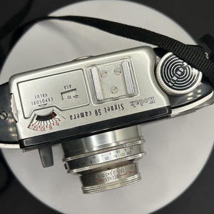KODAK ／ Signet 30 フィルムカメラ ビンテージ Kodak, Signet 30 camera | The Signet 30 is a 35mm viewfinder