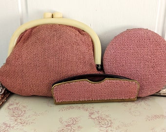 4 Piece Vintage Compact Set, Mirrored Powder Compact, Comb Case, and Bakelite Framed Pouch, 1950s Peachy Pink Fabric/Vintage Compact/Makeup