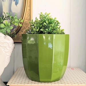 Vintage Avocado Green Glazed Octagonal Ceramic 6" Planter Pot, Geometric, Lime Green, 1970s 1980s