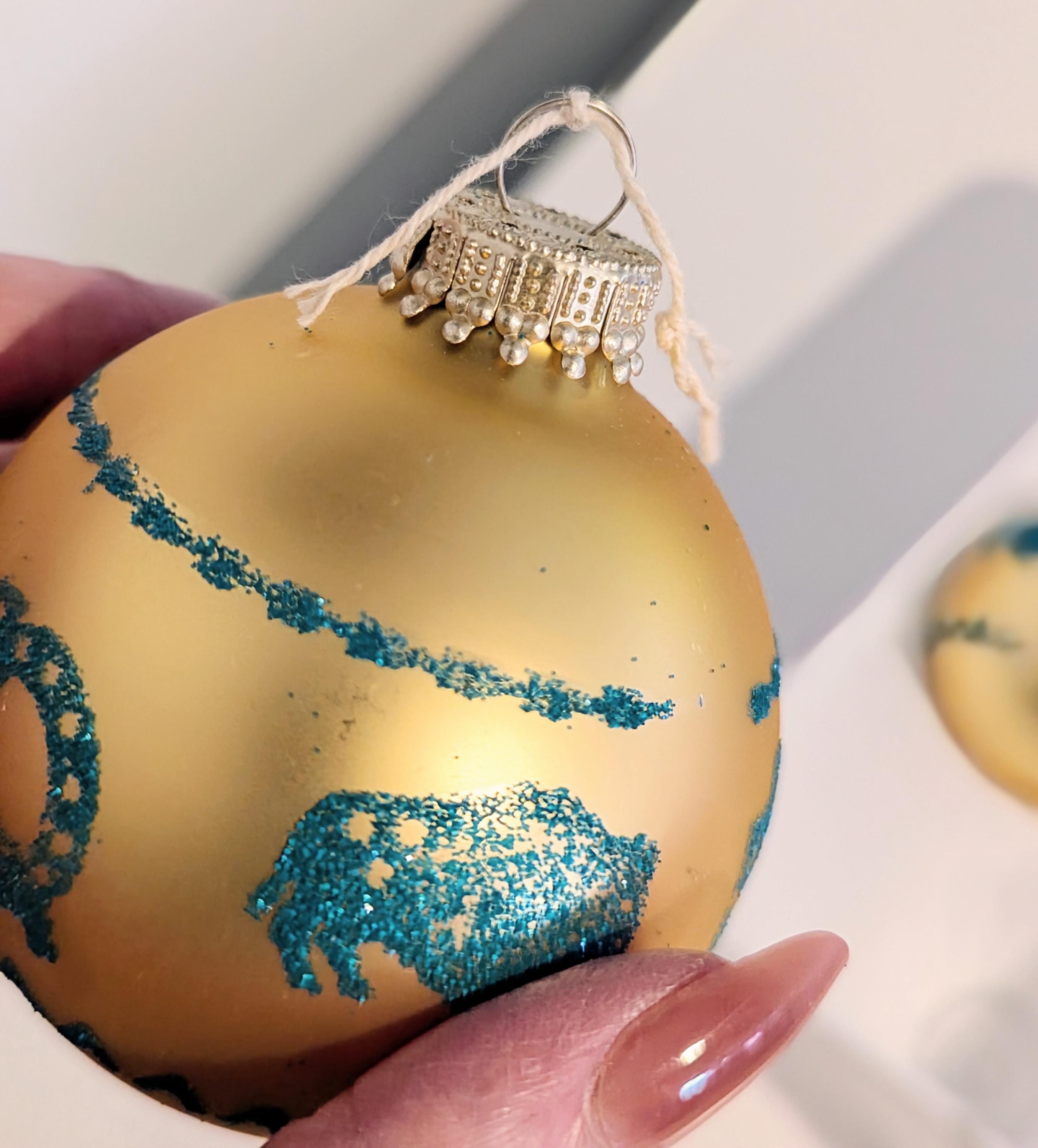 2001 Vintage Christmas by Krebs Set of 4 Glass Ornament Bulbs With