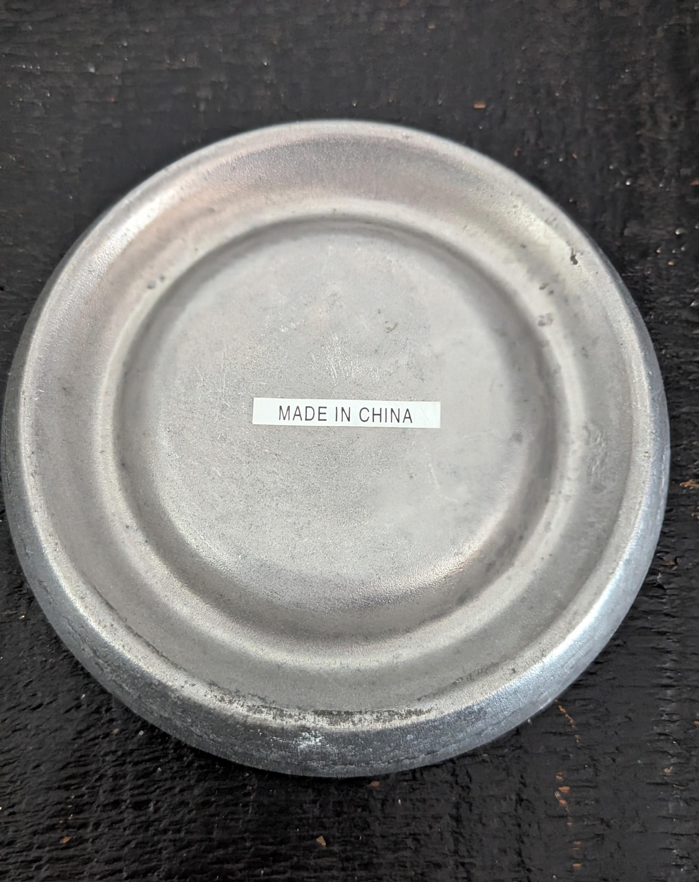 1990s Vintage Marlboro Unlimited Round Silver Tone Metal Ashtray