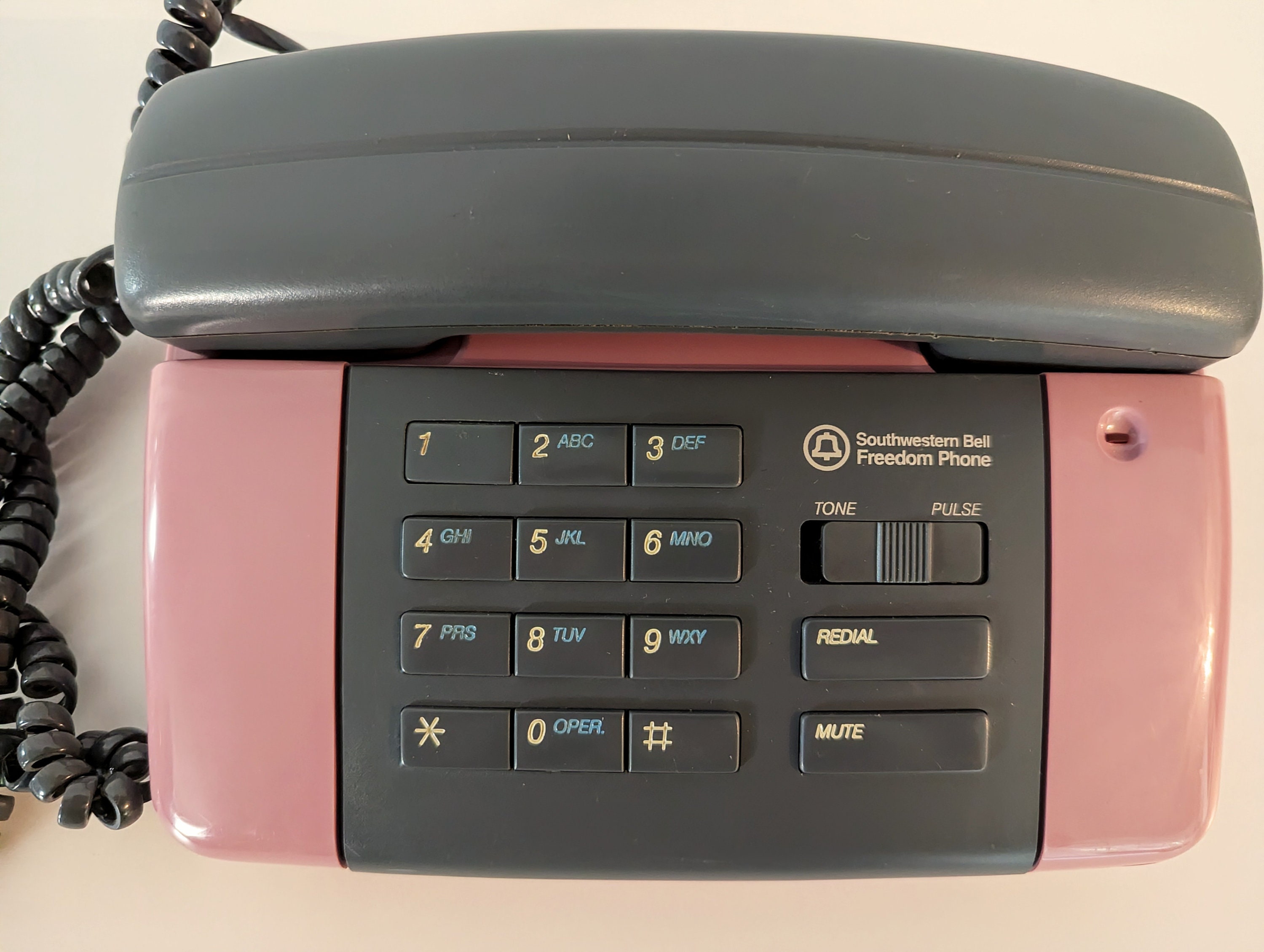 Vtg 90s Phone Southwestern Bell Freedom Push Button Landline