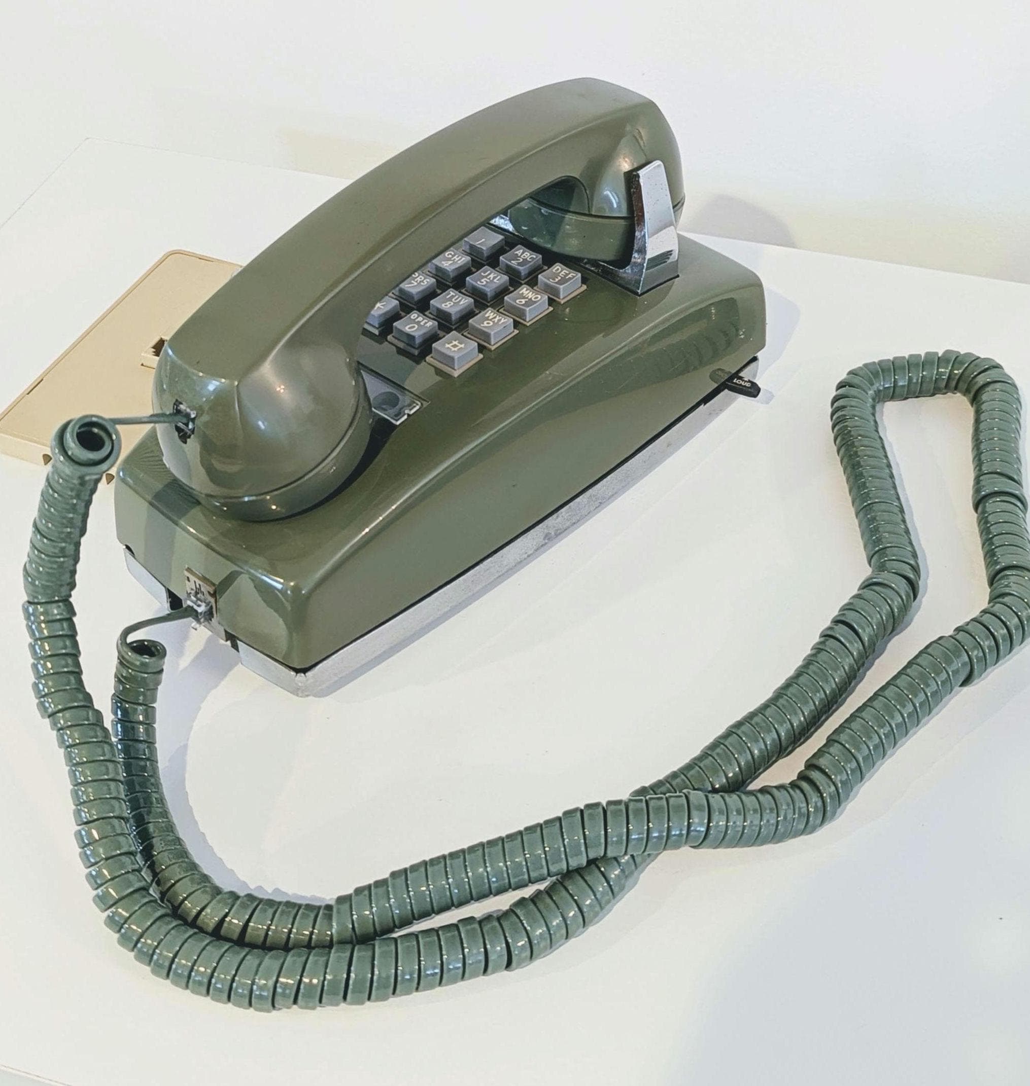 1970s Vintage Western Electric 2554 Moss Green Push Button Wall