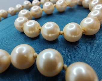Lotus de luxe pearl necklace deals