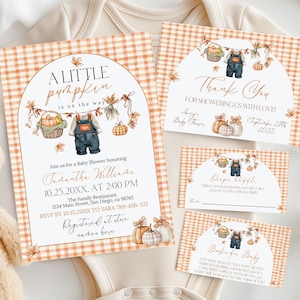 Puede incluir: Juego de invitaciones y tarjetas para baby shower con tem&aacute;tica oto&ntilde;al. La invitaci&oacute;n presenta el texto "A Little Pumpkin is on the Way" con ilustraciones de calabazas y petos. Las tarjetas incluyen mensajes como "Thank You", "Diaper Raffle" y "Books for Baby".