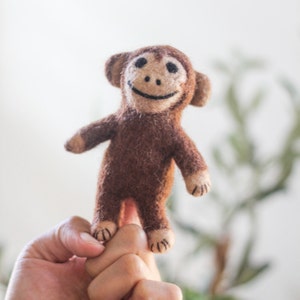 Monkey Finger Puppet, Animal Puppet, Felted Finger Puppet, Educational Storytelling Toy, Felt Toy, Bookish Play, Learning Toy, Pretend Play