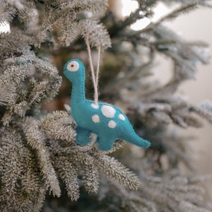 Felt Dinosaur Ornament, Brachiosaurus Ornament, Christmas Ornament, Jurassic World, Felt Wool Christmas Decor, Felt Wool Dinosaur Toy