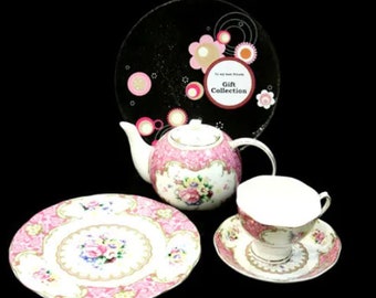 Floral Pattern Pottery Tea Set