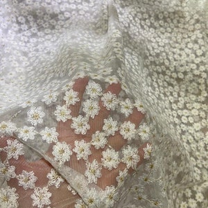 Customized white flower Embroidery Tulle for living room, dining room, and bed room, hand made drapery