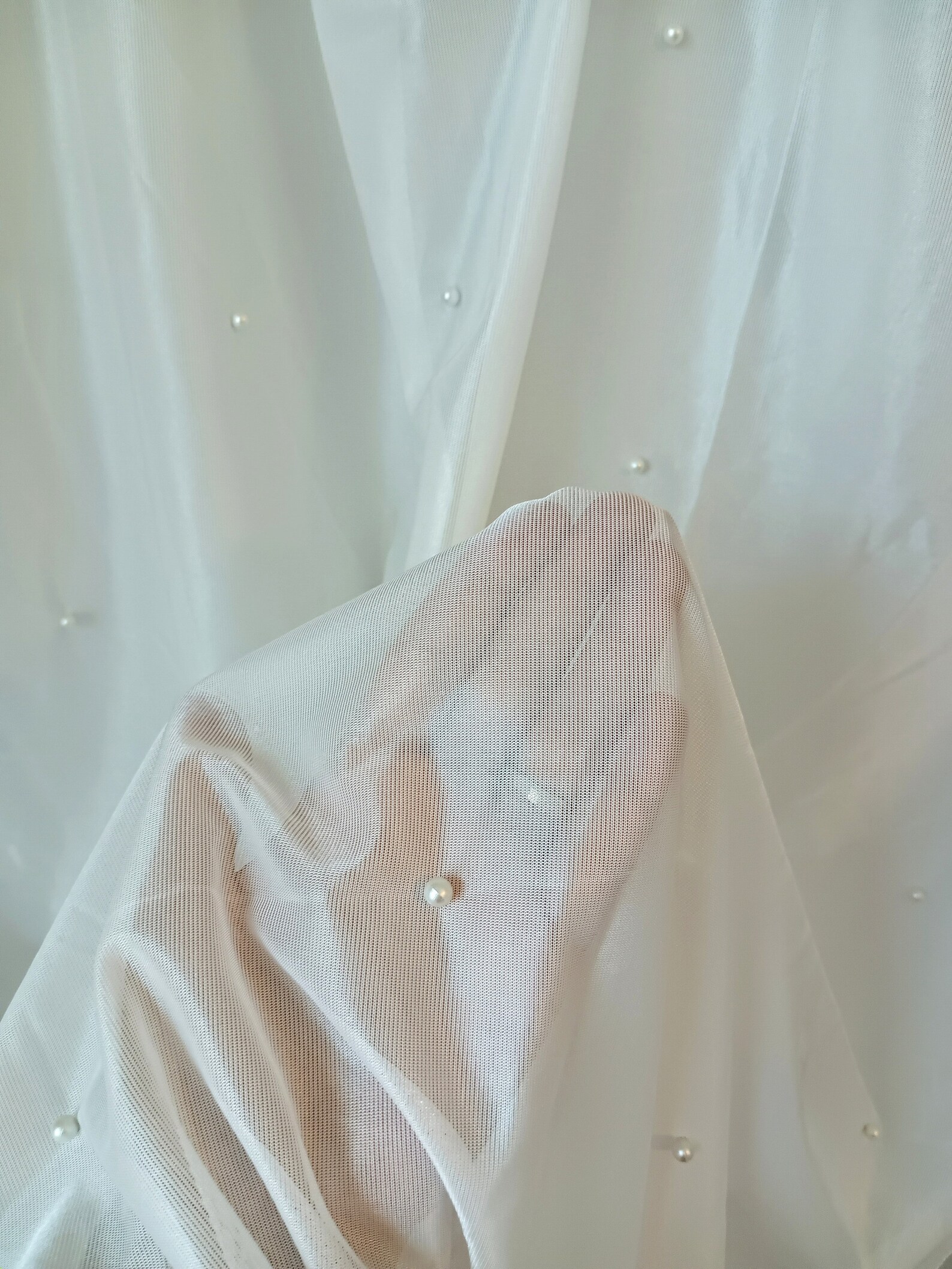 Customized Size Hand Made Luxury White Pearl Tulle Decorated for Living ...
