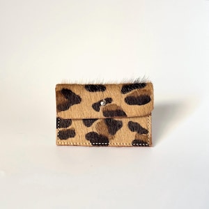 Porte carte / monnaie cuir léopard