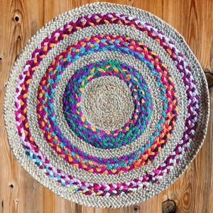 Alfombra de yute y algodón trenzada a mano: redonda y multicolor