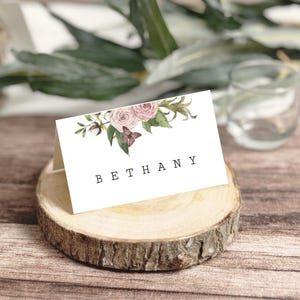 Plantilla de tarjeta de lugar de boda plegada y plana, tarjetas de lugar imprimibles, plantilla de boda moderna, marco floral, DESCARGAR, editable, Templett, I5