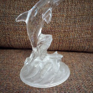 Cristal D&#39;Arques Clear Lead Crystal Dolphin Figurine with Frosted Glass Base Made in France