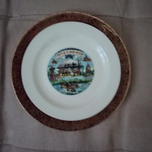 Vintage Wisconsin Souvenir Collector&#39;s Plate Cerealier Eggshell by Homer Laughlin