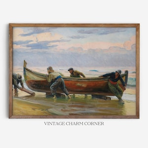 Puede incluir: Una pintura de cuatro hombres tirando de un bote de madera hacia una playa de arena. El cielo es de un azul pálido con nubes tenues. Los hombres visten ropa y sombreros tradicionales. El bote es marrón y rojo con detalles blancos.