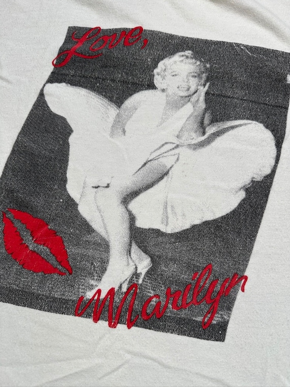 MARILYN MONROE "LOVE" 90's Vintage Tee | Boxy Fit… - image 3