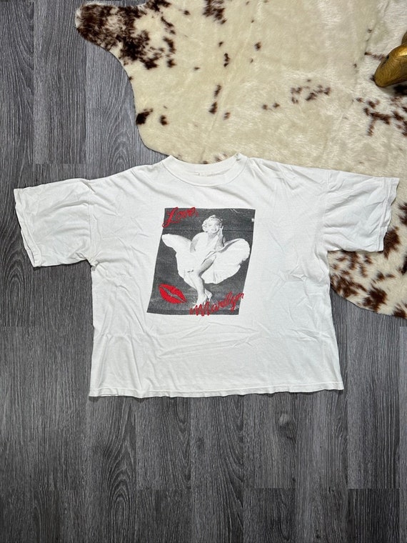 MARILYN MONROE "LOVE" 90's Vintage Tee | Boxy Fit 