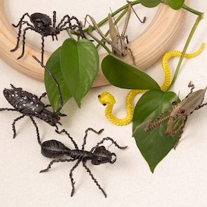 Reine handgemachte Webstuhlsimulations-Insektenverzierungen, lustiger Spaß realistische Insektendekorationen, kundenspezifische Tierinsektenmodell-Geschenk-Andenken usw