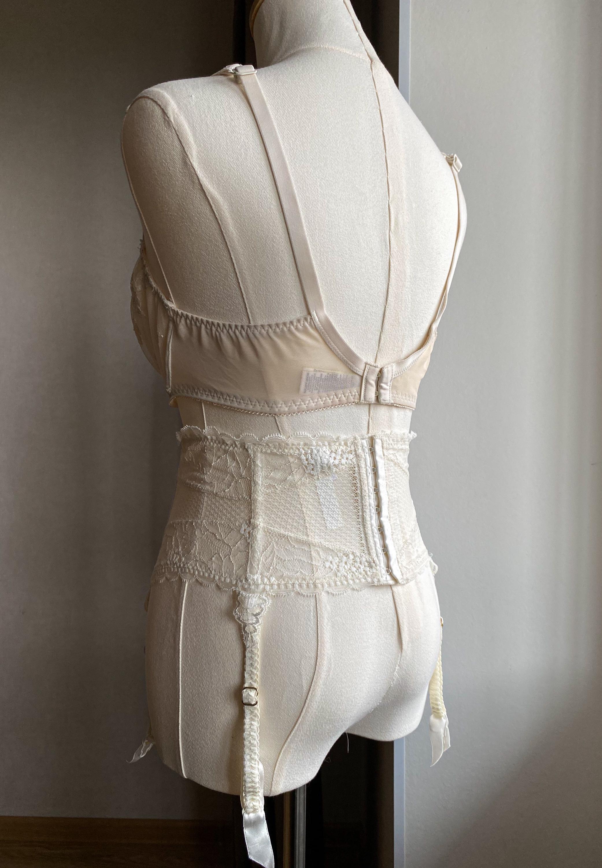 Vintage Garter Belt With Straps: Bridal Lingerie "chantelle", Size M - Etsy Vintage Garter Belt With Straps: Bridal Lingerie "chantelle", Size M - Etsy