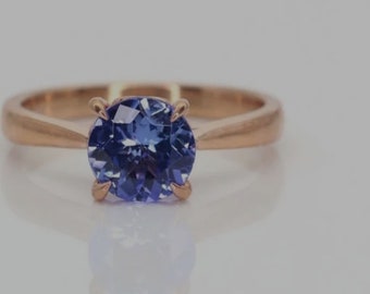 Tanzanite gemstone / round cut / 925 sterling silver/ december birthstone/ anniversary gift for her/ birthday gift for her/ proposal gift