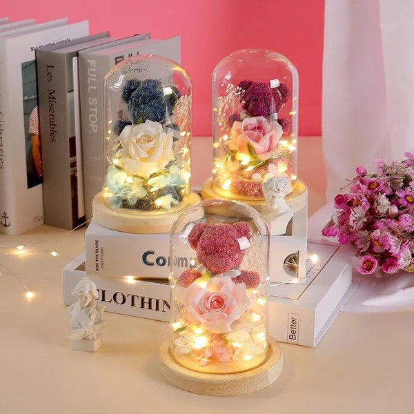 Lighted Bear Rose Bouquet in Glass Case