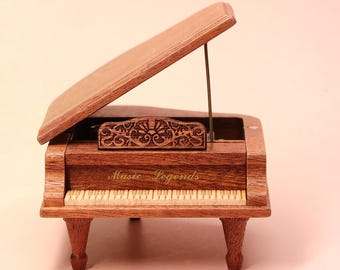 Grand Piano Music Box – Personalized Gift for Music Lovers – Engraved Keepsake for Birthdays, Graduations, and Valentine Gift