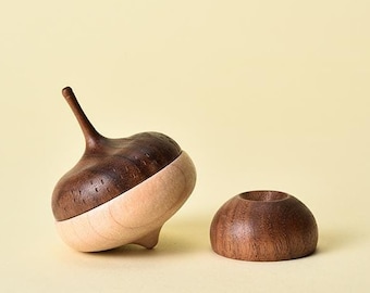 Acorn Spinning Top/Wood Tops/Wood Toy/Party Favor Toy/Old Time Toy/PastTime Toy/Educational Toy/Wooden Toy/ Hand Spin Top/Christmas