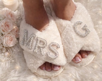 Custom fluffy slippers Bridesmaid Spa Girls Trip Gifts slippers Bridal Personalized Wedding Bridesmaid gifts Bachelorette gift