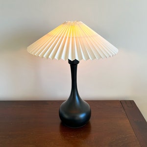 Dimmable Modern Black Metal Table Lamp with Handmade Pleated Fabric Lampshade