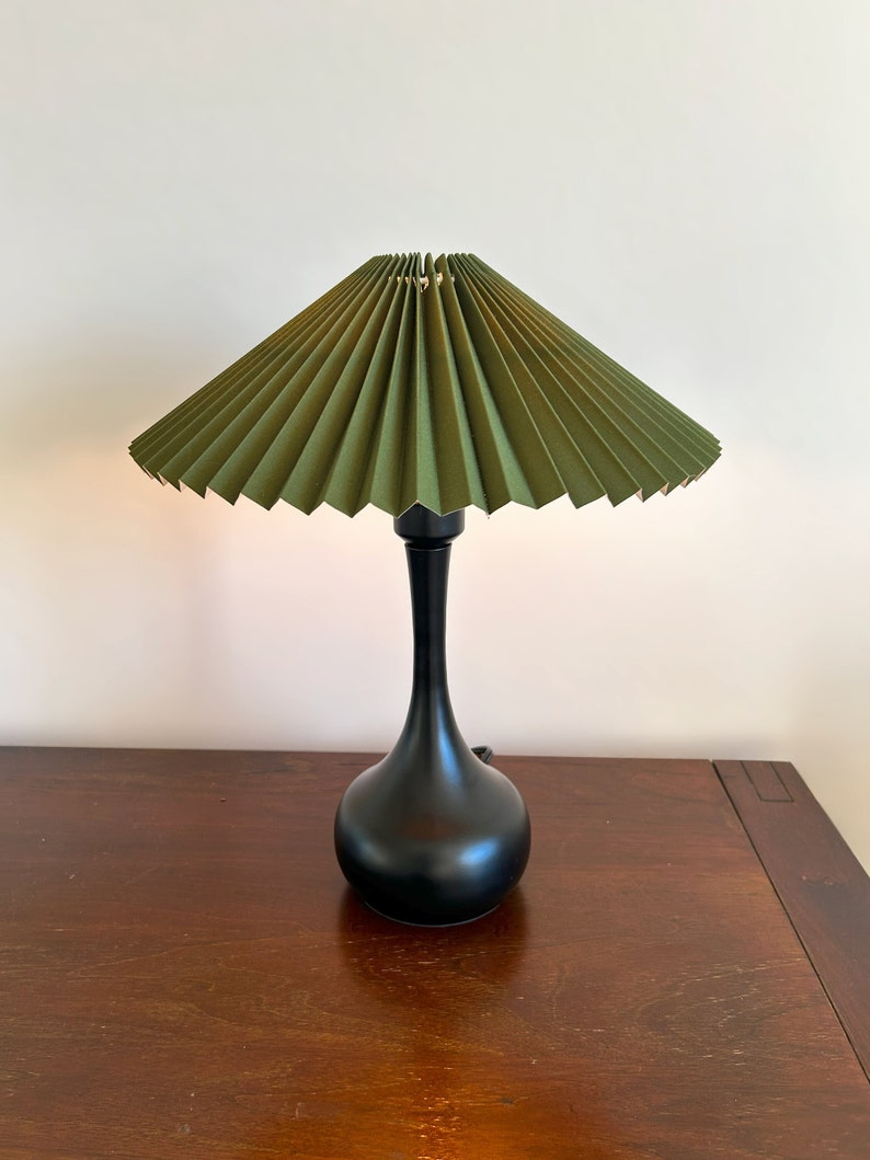 Dimmable Modern Black Metal Table Lamp with Handmade Pleated Fabric Lampshade image 2