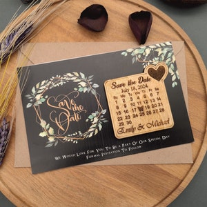 Imán de calendario cuadrado, tarjeta personalizada, imán personalizado para guardar la fecha, tarjeta rústica floral negra e imán de calendario de madera de roble, sobre azul