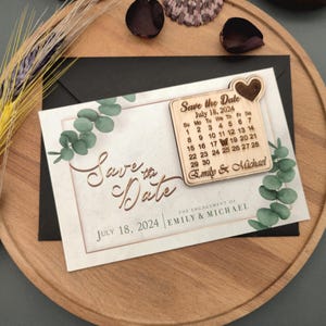 Save The Date Magnet mit Karten, personalisierte Hochzeitseinladung, Greenery Eukalyptus Boho Sommer Herbst, Holz Save The Dates - Botanisch