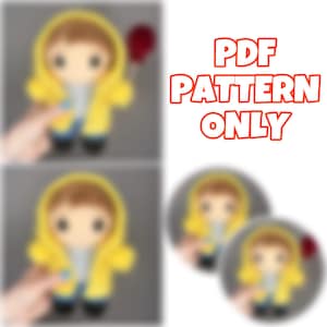 Puede incluir: Un patrón PDF para una muñeca con impermeable amarillo, camisa gris y vaqueros azules, sosteniendo un globo rojo. El texto "PDF PATTERN ONLY" es naranja. La imagen muestra varias versiones de la muñeca.