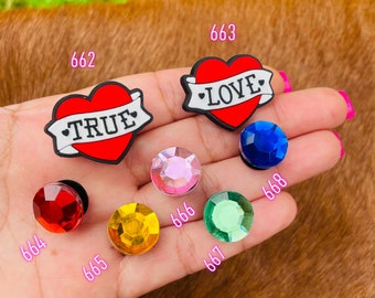 Crystal & Love Shoe Charms: DIY Shoe Decoration