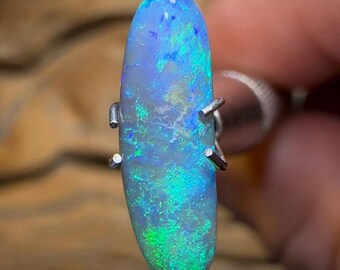 2,2 cts - Ópalo negro Lightning Ridge