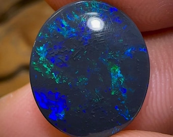 7,4 cts - Ópalo negro australiano de Lightning Ridge