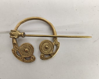 Goldsborough Brass Fibula