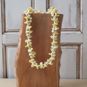Yellow Puakenikeni & crown flower  Lei ,Clay flower Lei, Hawaiian  Lei , Summer Necklace, Aloha Lei , Hula Accessories , party favors