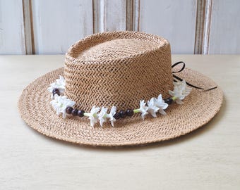 Collier jasmin blanc pour chapeau, collier fleur en argile, collier hawaïen, collier jasmin pour voiture, cadeaux, breloque pour sac, accessoires de hula
